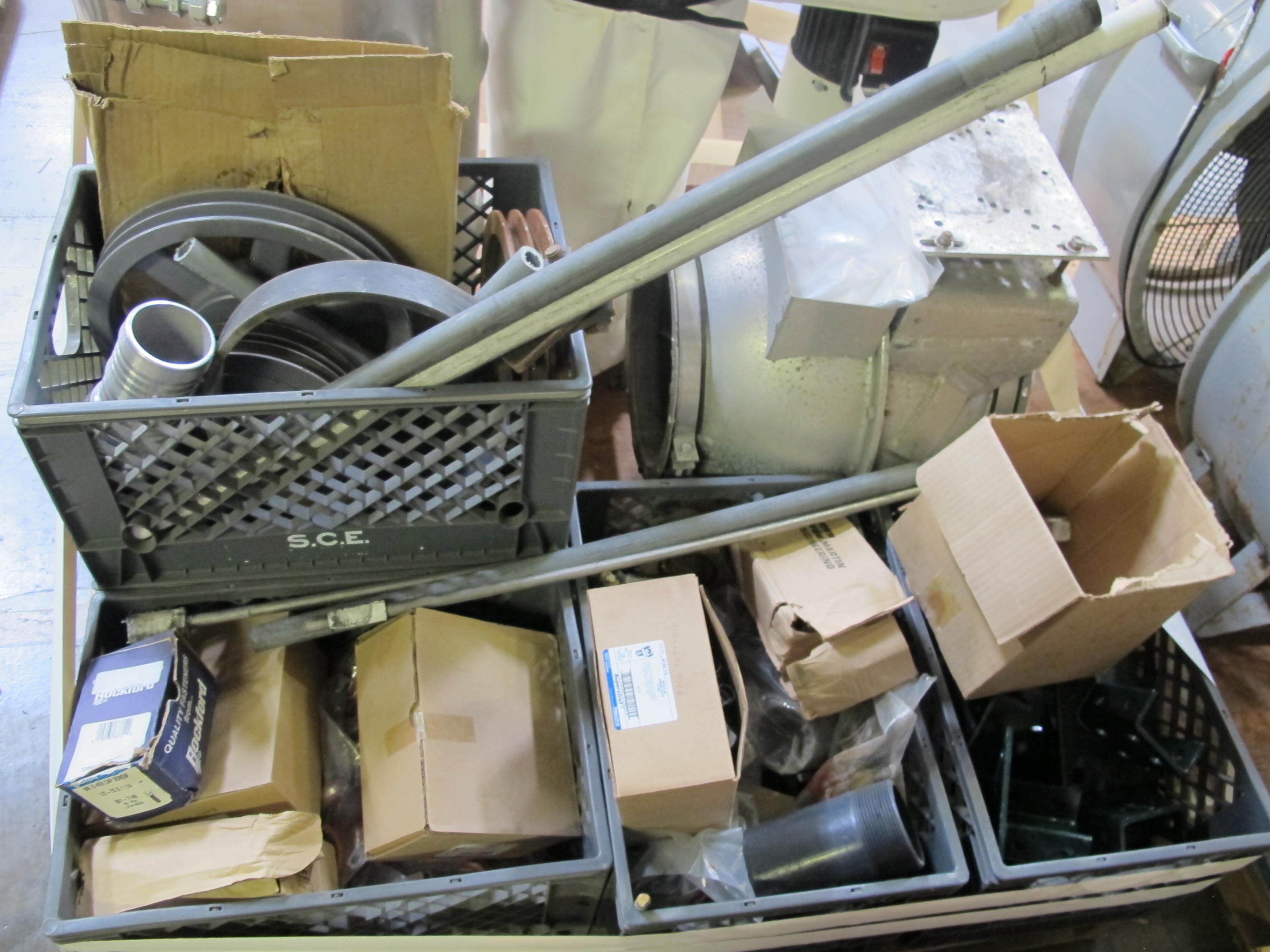 LOT TO INCLUDE: MISC. SS DRUM, SPRING NUTS, MOUNTING BRACKETS, FILTER WITH MISC STL PARTS. LOADING & HANDLING FEE $15-4032